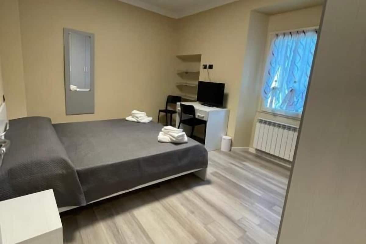 Panorama tweepersoonskamer, uitzicht op bergen | Gratis wifi