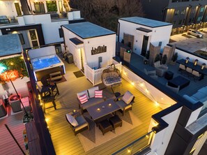Outdoor dining - Rooftop Hot Tub + Games + Views Near Broadway | Dixieland Delight by AvantStay (Nashville)
