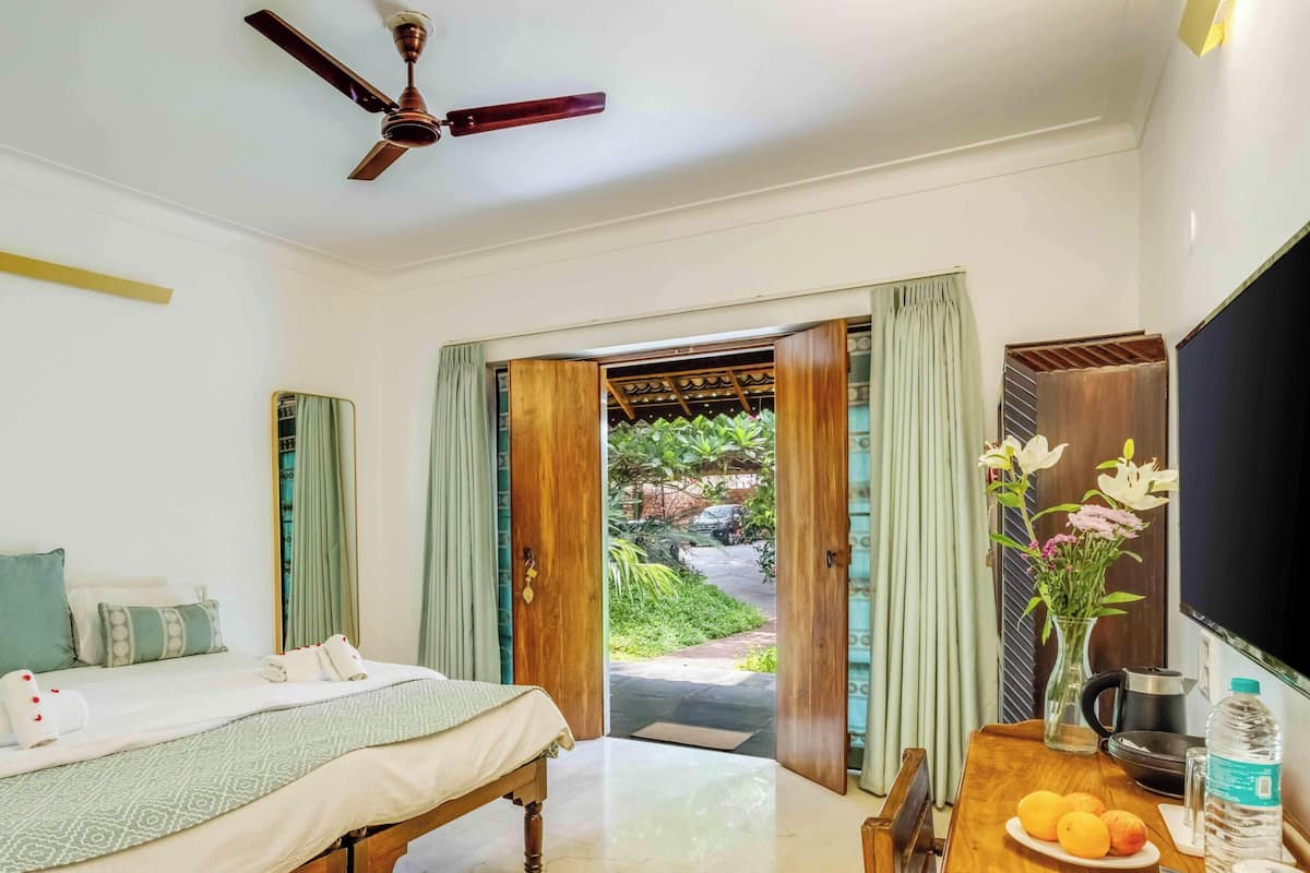 Decoración personalizada, muebles diferentes y escritorio