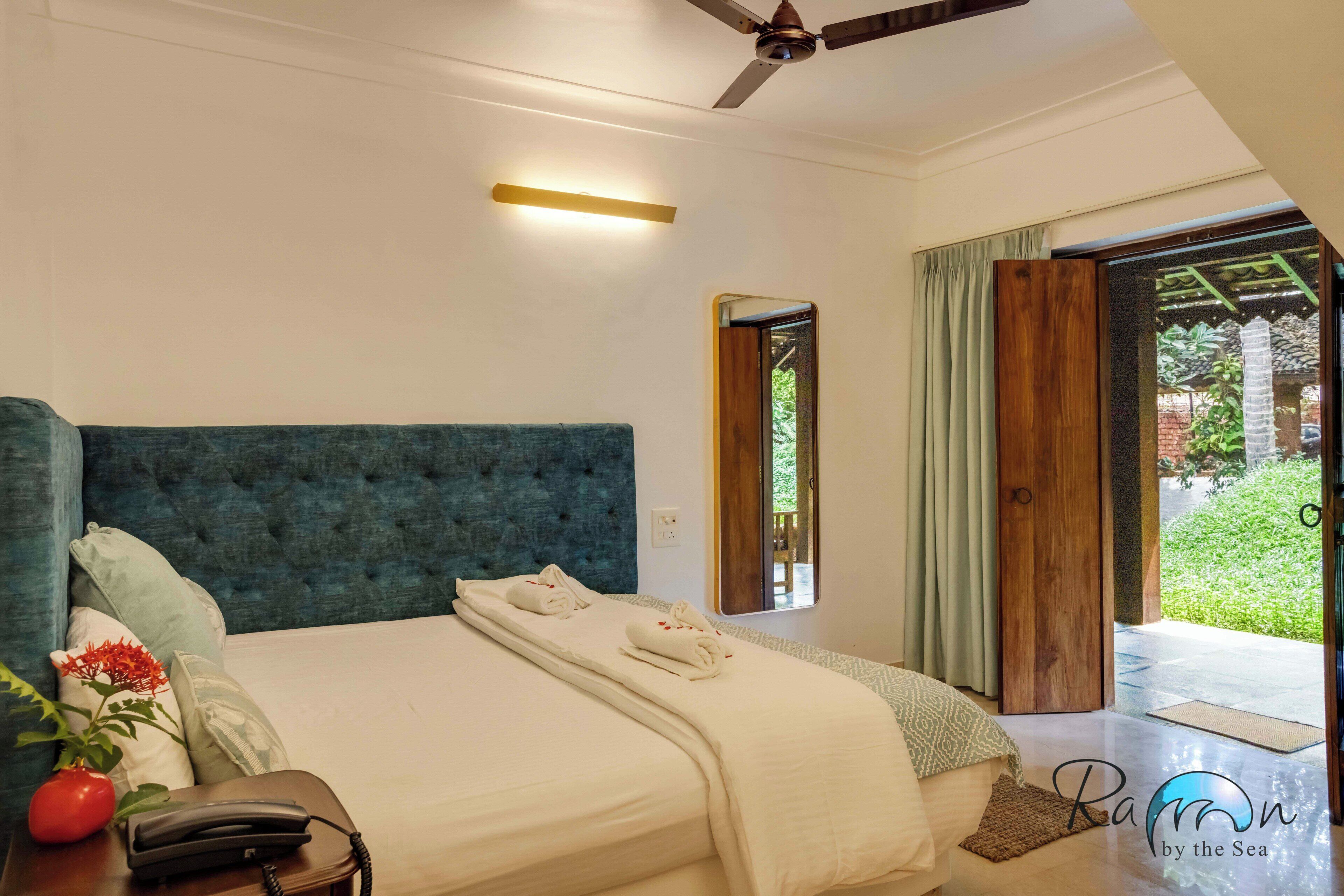 Decoración personalizada, muebles diferentes y escritorio 