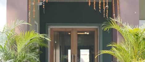 Deluxe Room | Exterior detail