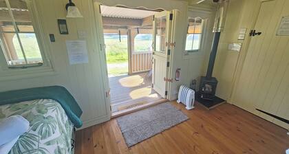 1 bedroom accommodation in Alresford