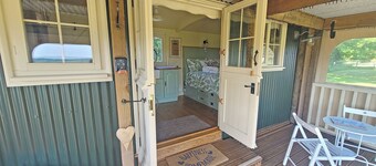1 bedroom accommodation in Alresford