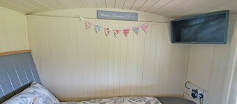 1 bedroom accommodation in Alresford