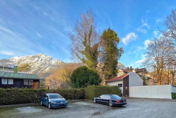 Property grounds - Apartment "Home by the Spa Gardens" with Mountain View and Wi-Fi (Bad Reichenhall)
