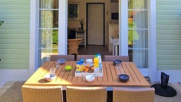 Buiten dineren