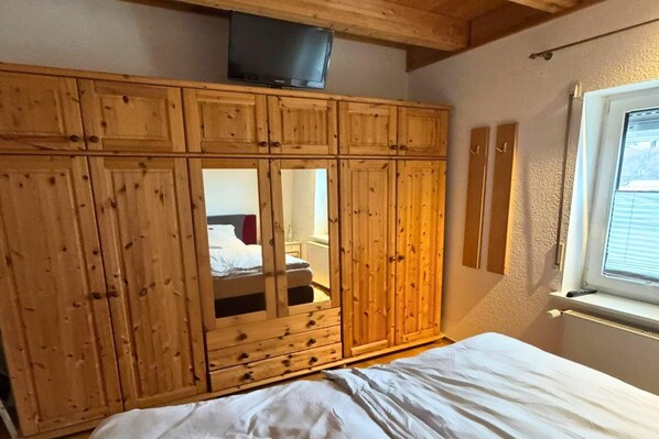 2 bedrooms, free WiFi