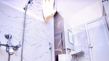 Free toiletries, towels, soap, shampoo