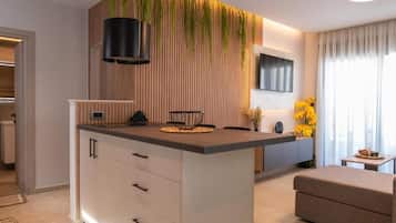 Apartment, Balcony, City View | Interior