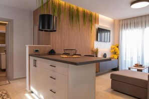 Appartement, balkon, uitzicht op stad | Interieur