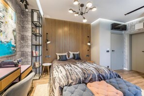 Single Room | Iron/ironing board, free WiFi