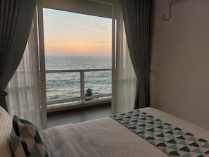 Standard Double Room, Balcony, Sea View | Iron/ironing board, free WiFi - Beach Front 2 by A&A Villas (Uswetakeiyawa)