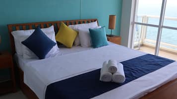 Junior Suite, Balcony, Ocean View | Iron/ironing board, free WiFi
