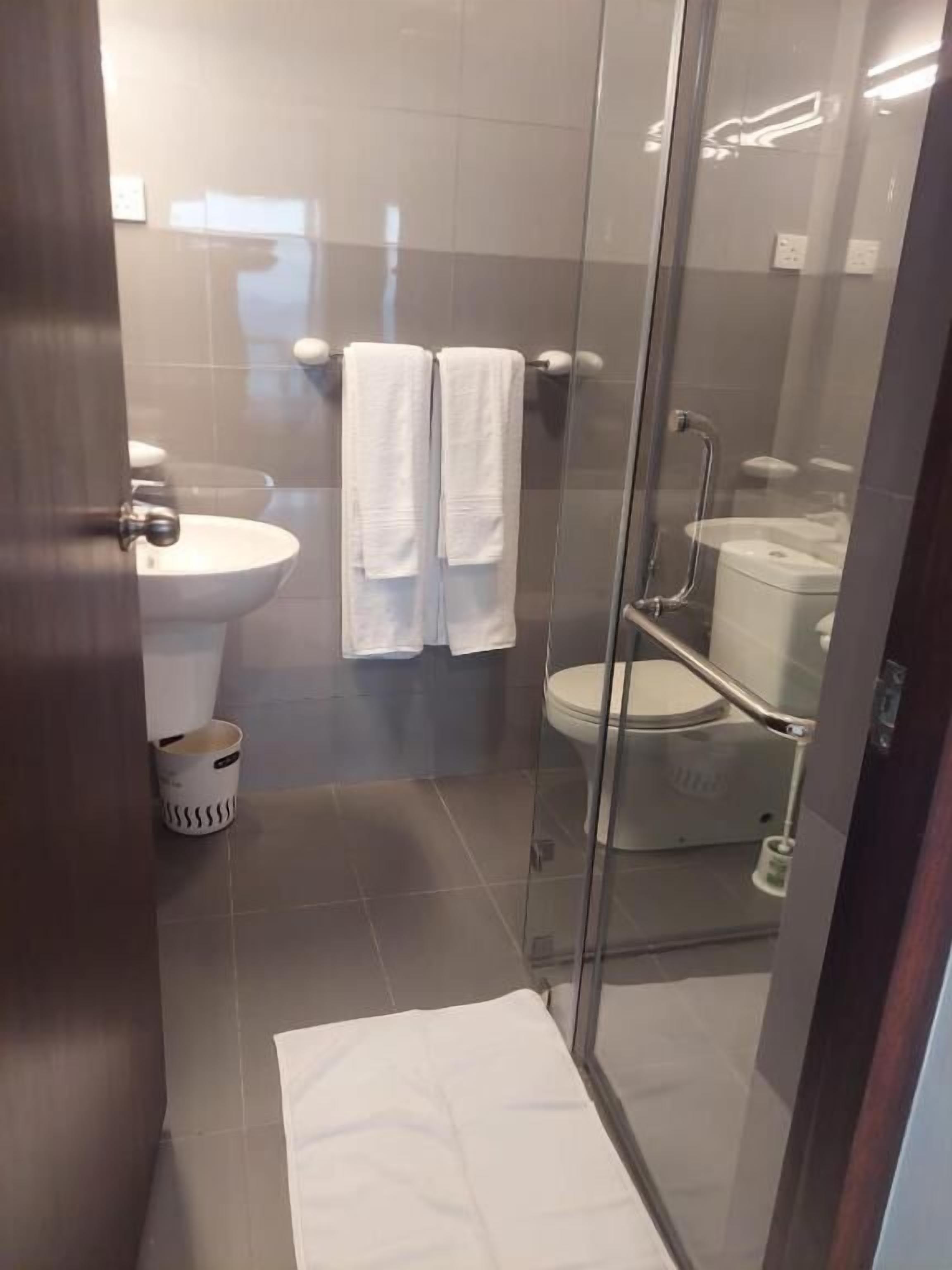 标准双人房, 阳台, 海景 | 浴室