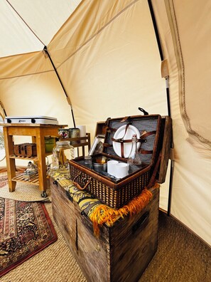 Interior - Nordic Experience: Sauna & Cold Bath in the Camargue (Arles)