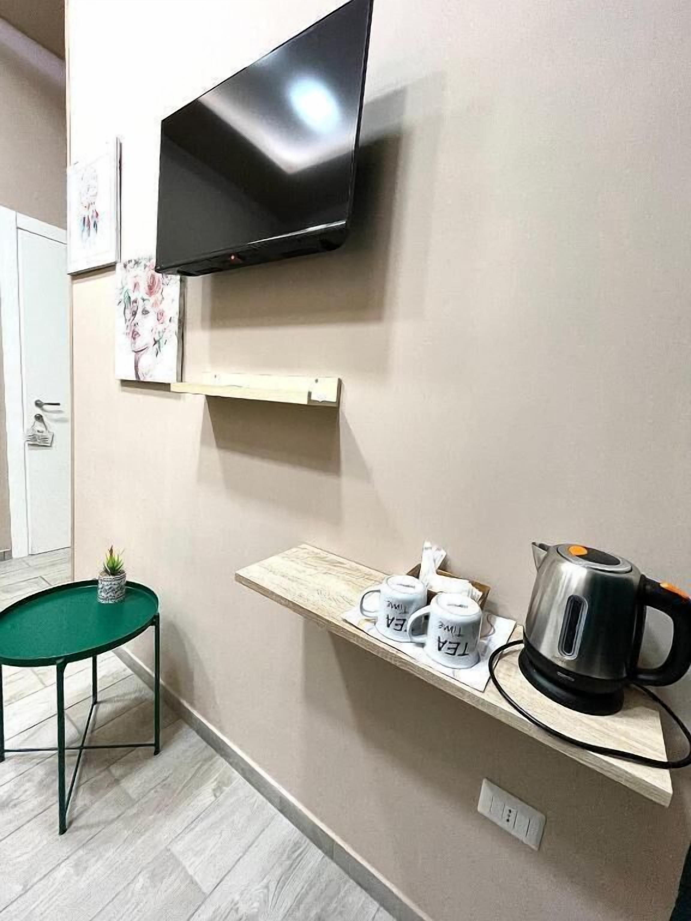 Economy Twin Room | Interior