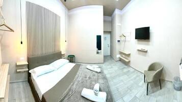 Doppia Comfort, balcone, vista città | Wi-Fi gratuito