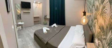 Classic Double Room, Balcony, City View