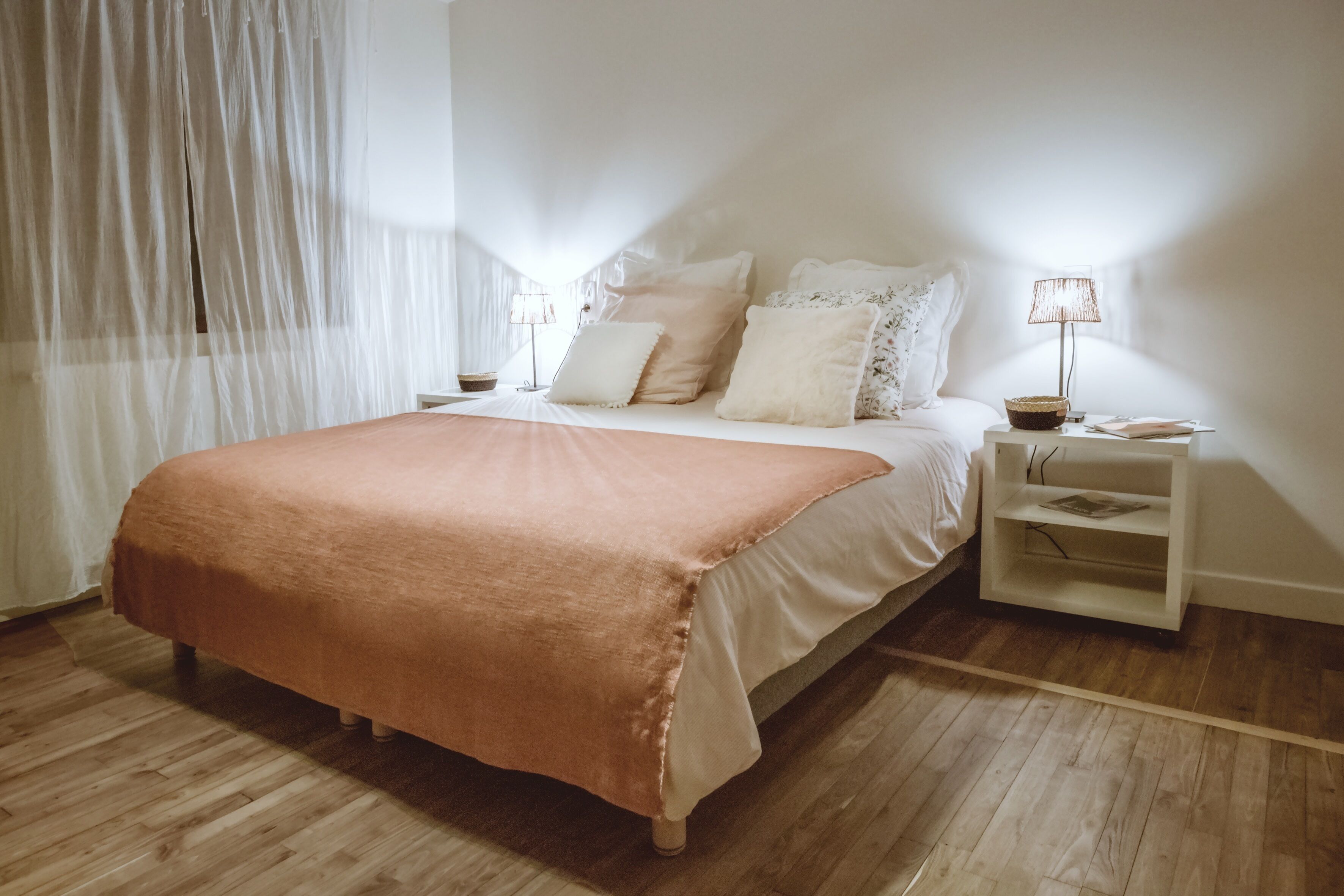 4 dormitorios, tabla de planchar con plancha, wifi y ropa de cama