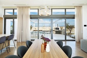 Dining - Fantastic 4BR Residence with Ocean View (Tsada)