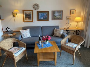 TV, ping pong, books, stereo - Plenty of space to arrive - your family oasis on the Bodden for 6 people (Born a. Darß)