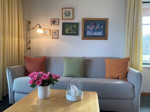 TV, ping pong, books, stereo - First floor apartment on the Bodden for 2-3 persons (Born a. Darß)