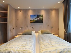 Iron/ironing board, WiFi, bed sheets - Holiday Apartment 'Am Lennepark' (Schmallenberg)