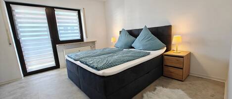 3 Schlafzimmer, Internetzugang, Bettwäsche