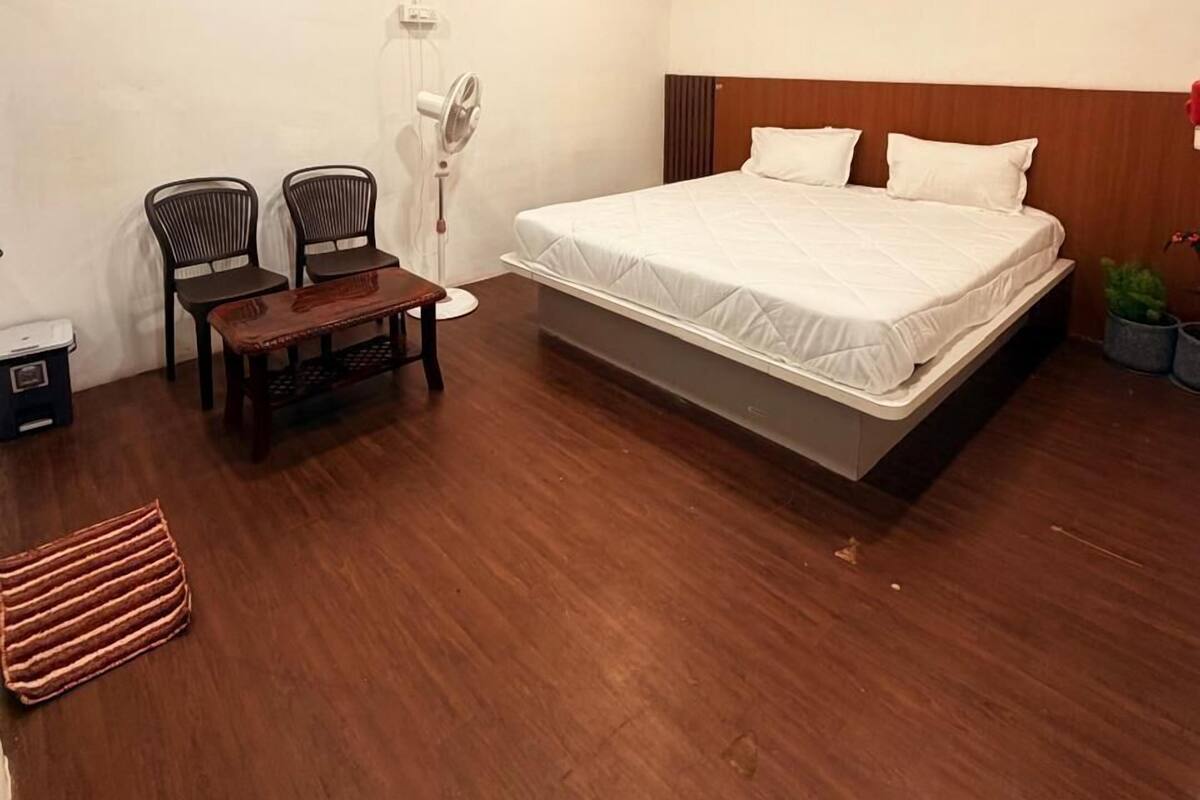 Chambre Simple Standard | Draps en coton égyptien, literie de qualité supérieure