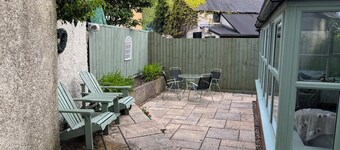 Relaxing 19th century three bedroomed cottage in Cornwall