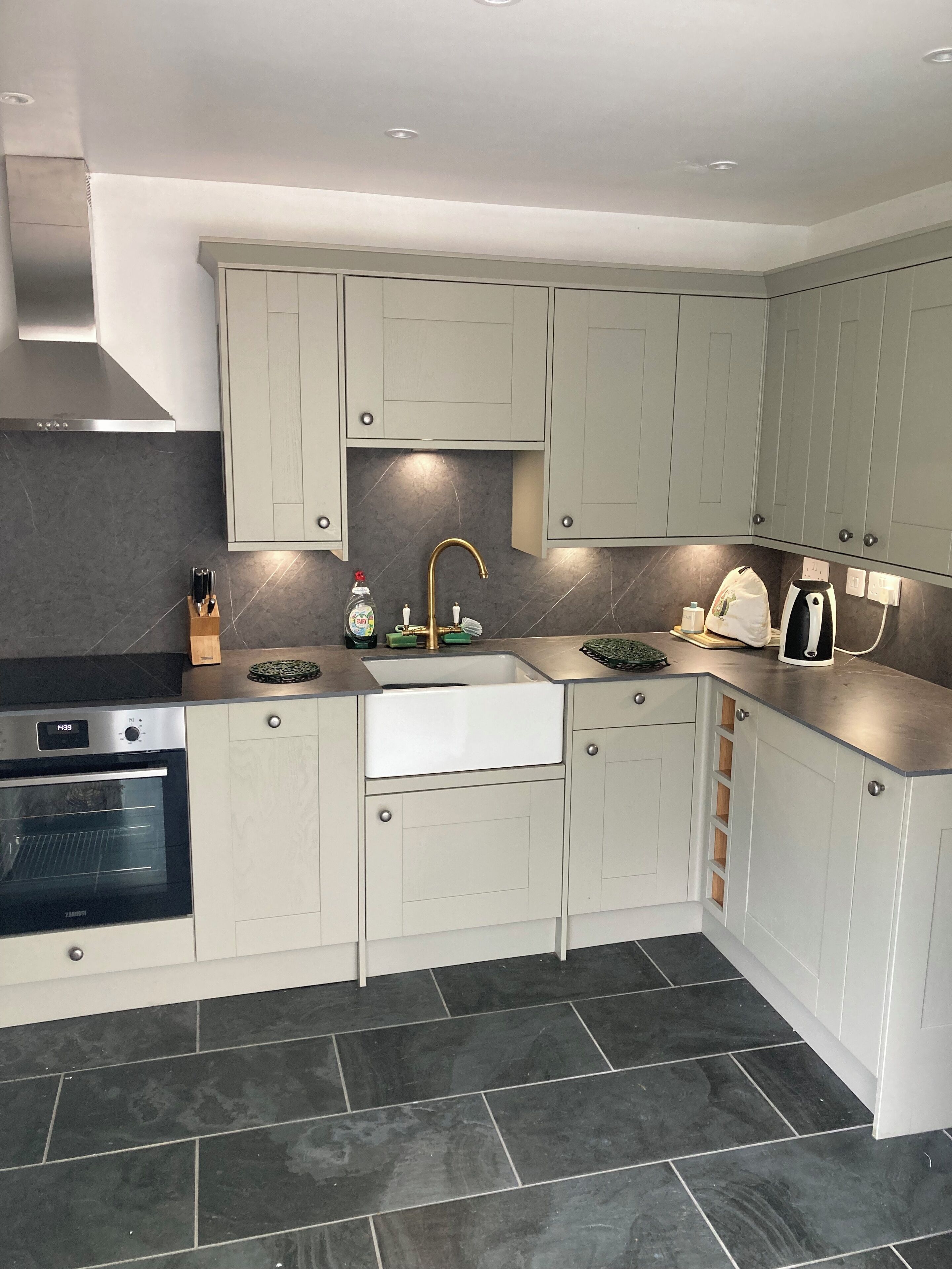 Micro-ondes, four, lave-vaisselle