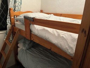 3 Schlafzimmer, Bügeleisen/Bügelbrett, kostenloses WLAN, Bettwäsche