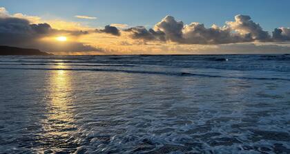 Relaxing 19th century three bedroomed cottage in Cornwall