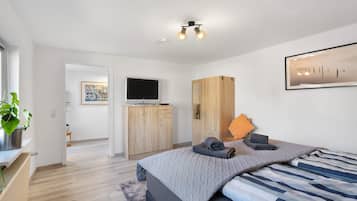 3 bedrooms, WiFi, bed sheets