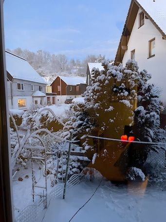 Property grounds. Holiday Home 'Fewo Diemelrauschen' with Private Terrace, Garden & Wi-Fi