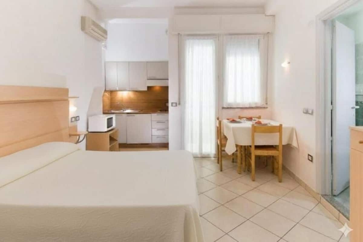 Quadruple Room, Balcony | In-room safe, free WiFi, wheelchair access