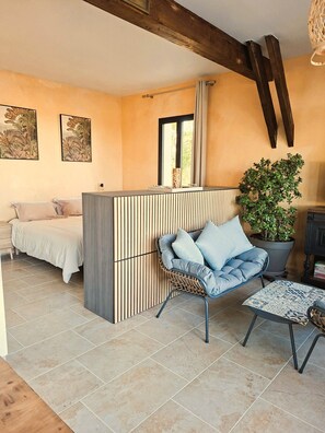 Interior - Que pour 2, B&B Le Bonheur 1-bedroom/studio with swimming pool and AC , Gers (Mauroux)