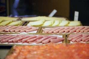 Standard Double or Twin Room | Restaurant - Sercotel Sevilla Don Luciano (Seville)