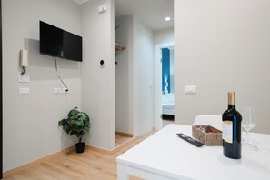 Interior - [Bari Oberdan Home & Charm 2] Central Apartment (Bari)