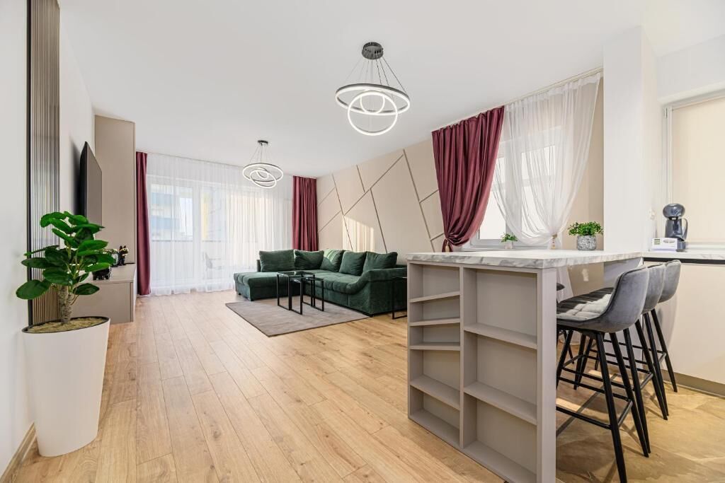 Apartment, Balcony, Mountain View | Interior