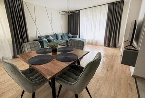 Dining - MoHost Blue Moon Apartments (Brasov)