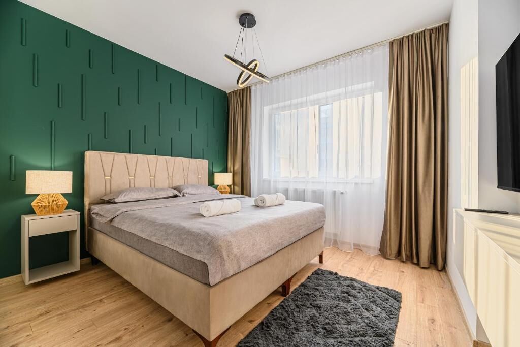 Iron/ironing board, free WiFi