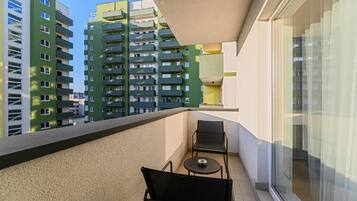 Departamento, balcón, vista a la montaña | Áreas de la propiedad