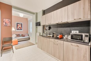 Fridge, microwave, stovetop, dishwasher - Cinque Terre The Galleria Apartment (La Spezia)