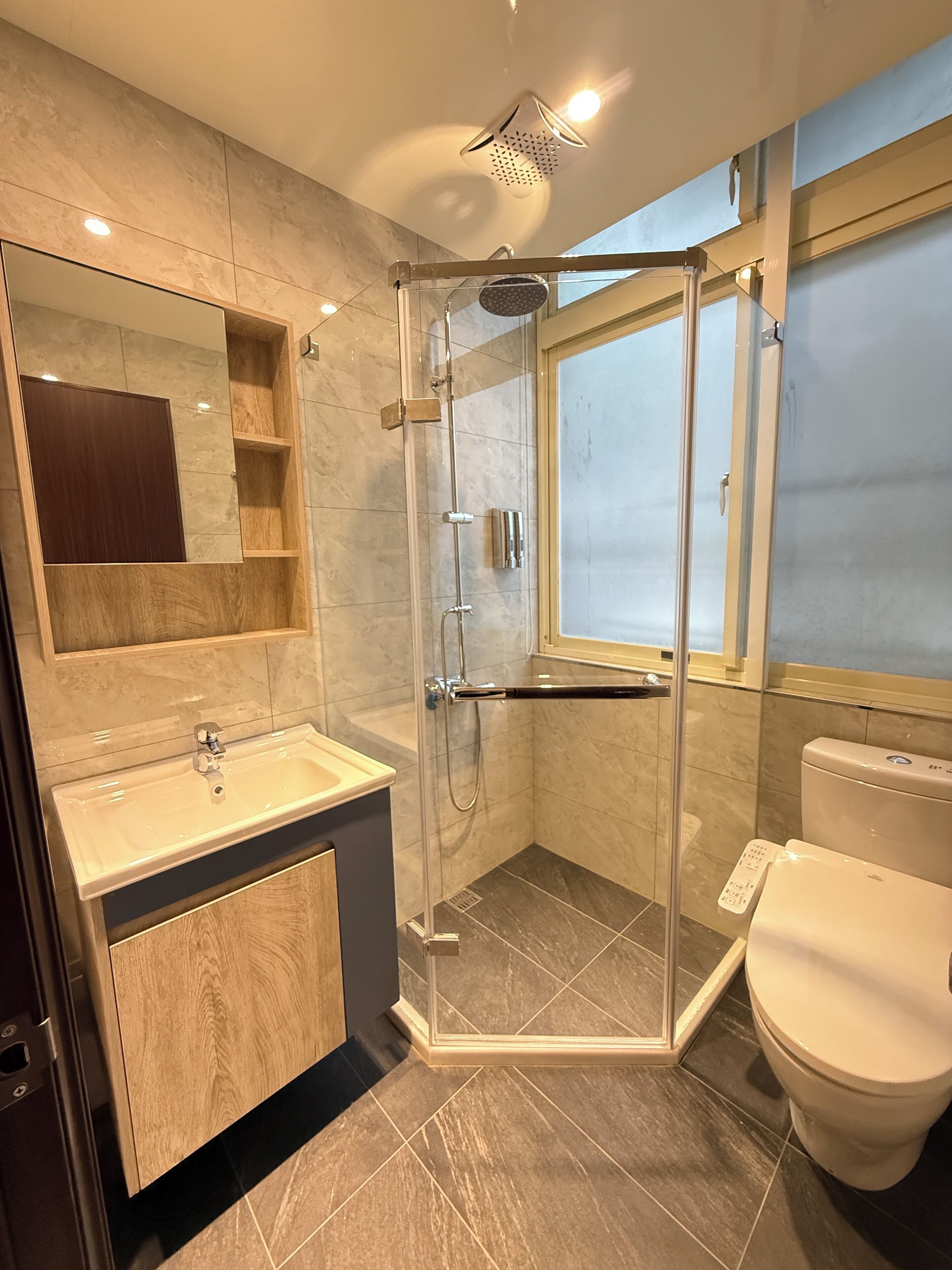 Superior-Zimmer, 1 Doppelbett | Badezimmer | Dusche, Regendusche, Haartrockner, Handtücher