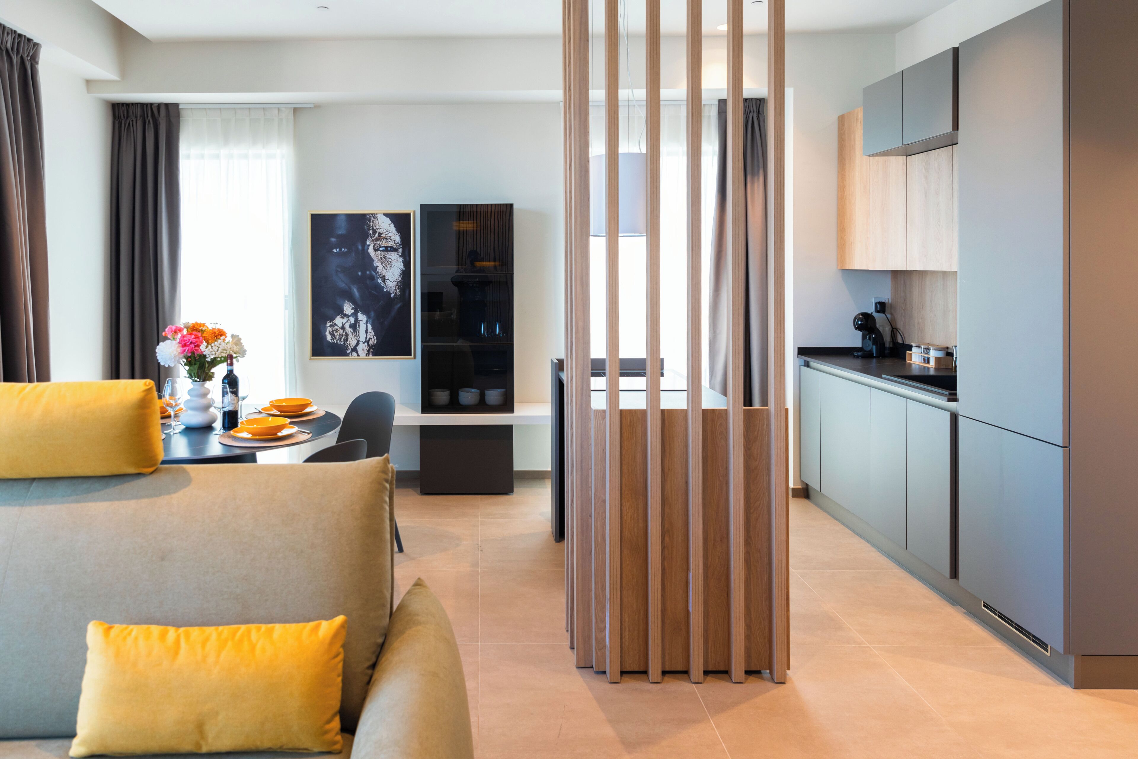 Apartament bàsic, vistes a la ciutat | Sala d'estar