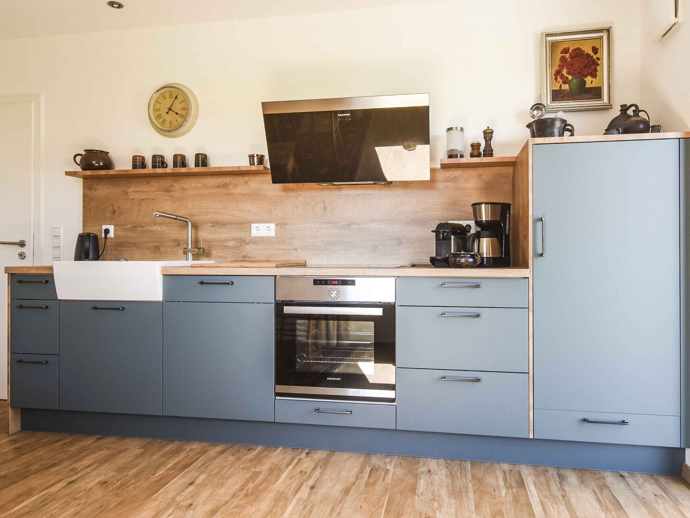 Kühlschrank, Ofen, Herdplatte, Geschirrspüler