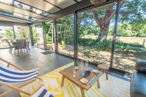 Dining - Beautiful house between town and country on the edge of the Ter pond by Groom (Larmor-Plage)