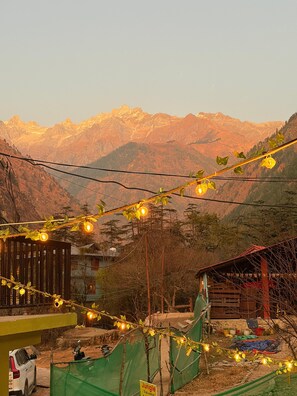 Unclassified image, 3 of 60, button - SolHaus hostel (Kasol)