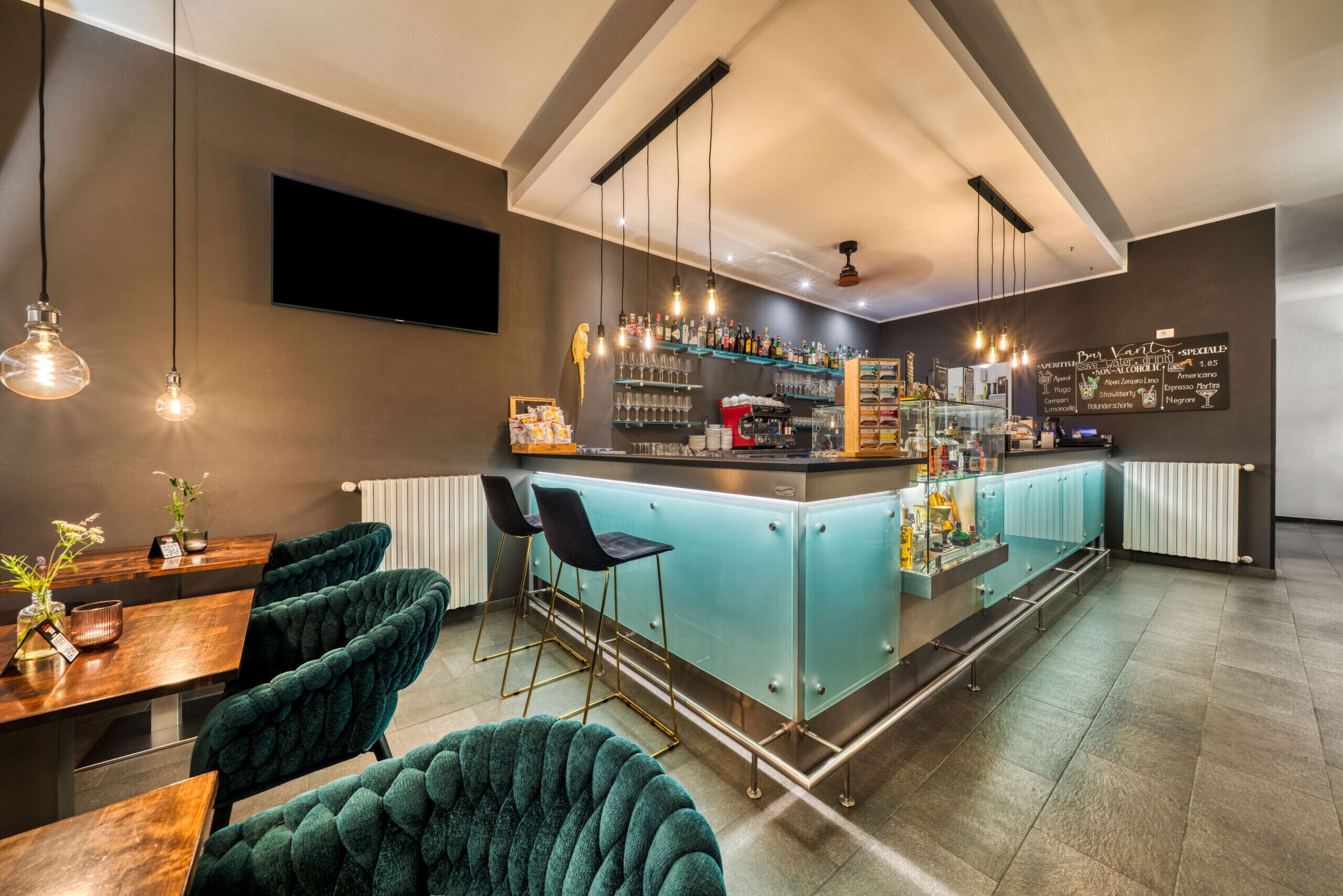 Bar (in der Unterkunft)